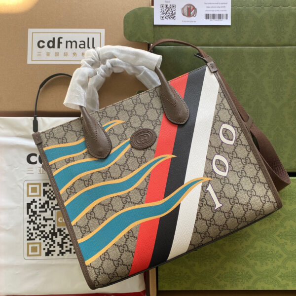 Gucci Medium tote bag with Interlocking G