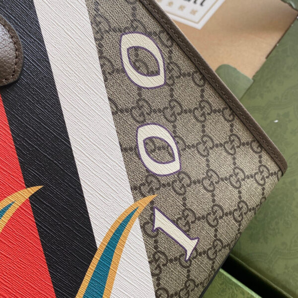 Gucci Medium tote bag with Interlocking G