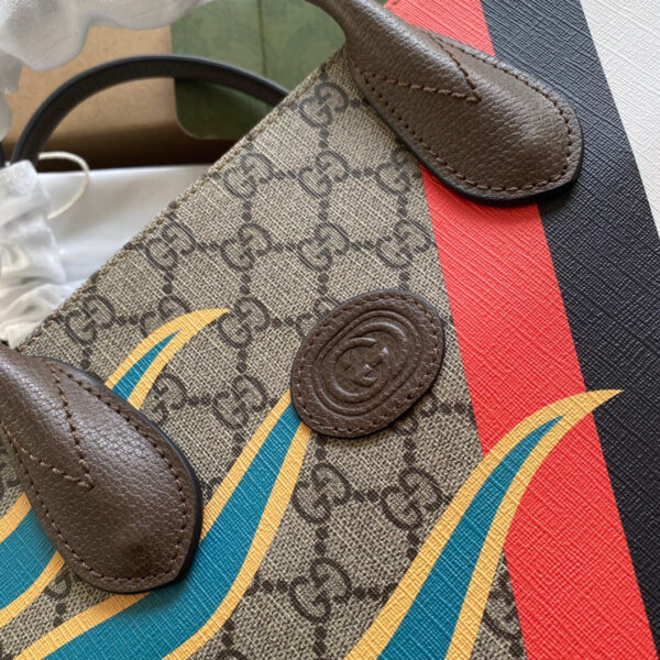 Gucci Medium tote bag with Interlocking G