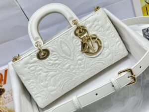 Dior Lady D-Joy Bag Medium