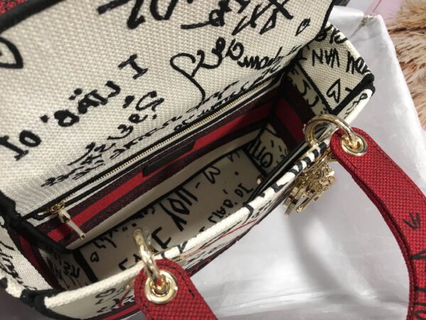 Dior Medium Lady D-Lite bag