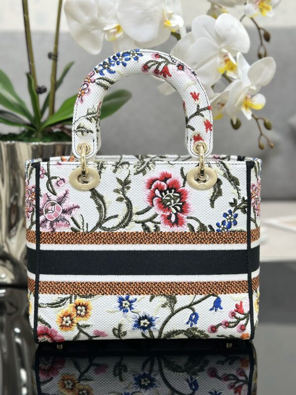 Dior Medium Lady D-Lite bag