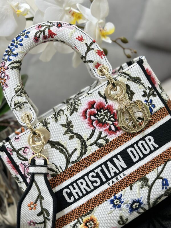 Dior Medium Lady D-Lite bag