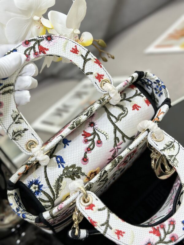 Dior Medium Lady D-Lite bag