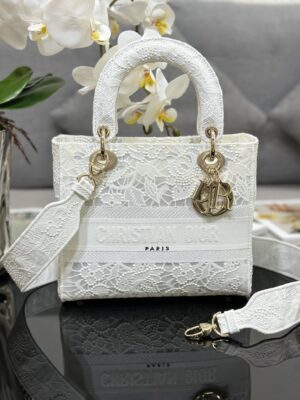 Dior Medium Lady D-Lite bag
