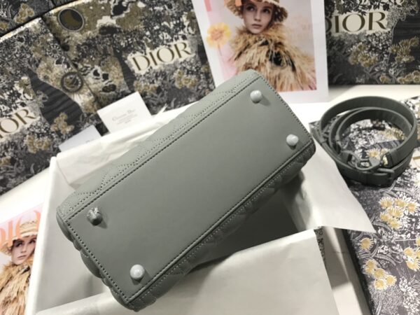 MEDIUM LADY DIOR BAG