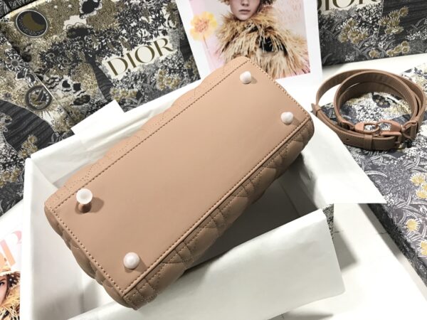 MEDIUM LADY DIOR BAG