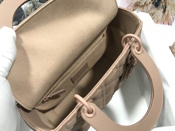 MEDIUM LADY DIOR BAG