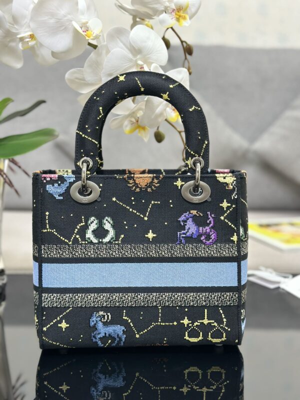 Dior Medium Lady D-Lite bag