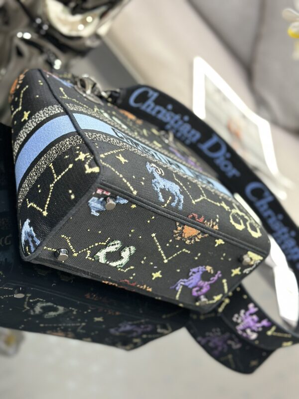 Dior Medium Lady D-Lite bag