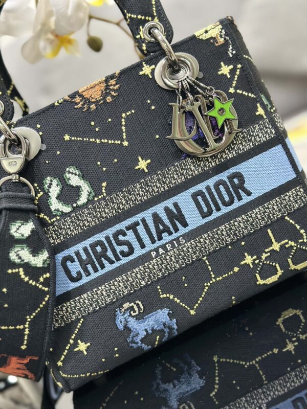 Dior Medium Lady D-Lite bag