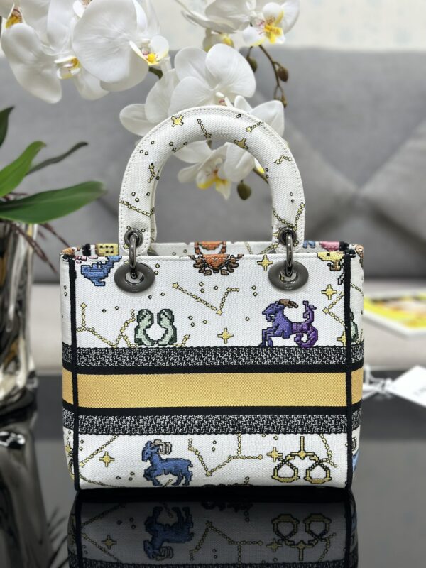 Dior Medium Lady D-Lite bag