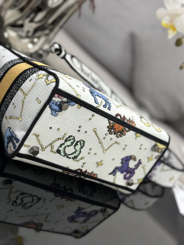 Dior Medium Lady D-Lite bag