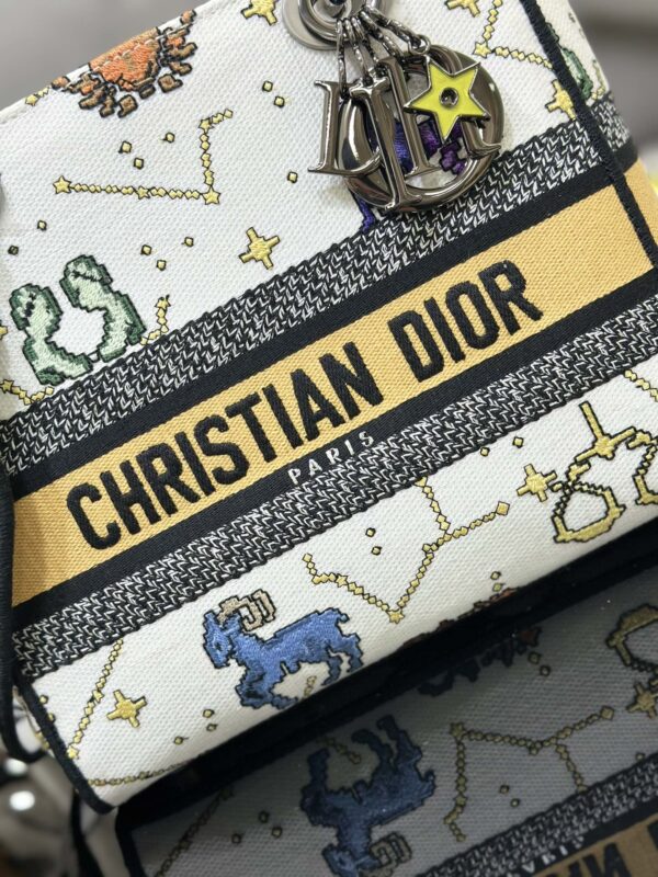 Dior Medium Lady D-Lite bag
