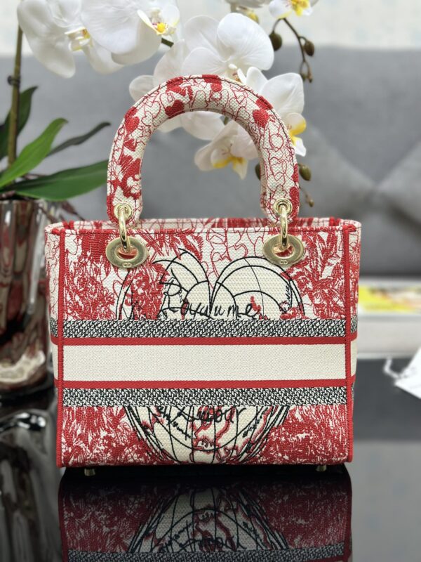Dior Medium Lady D-Lite bag