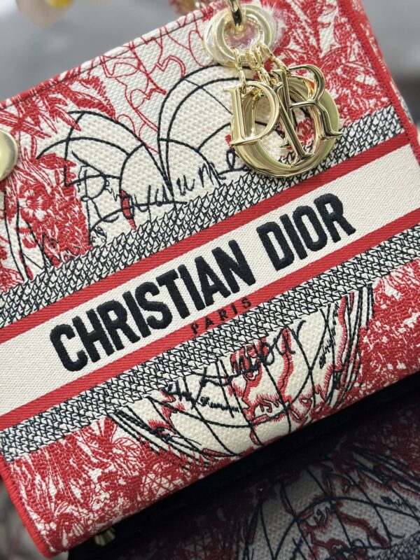 Dior Medium Lady D-Lite bag
