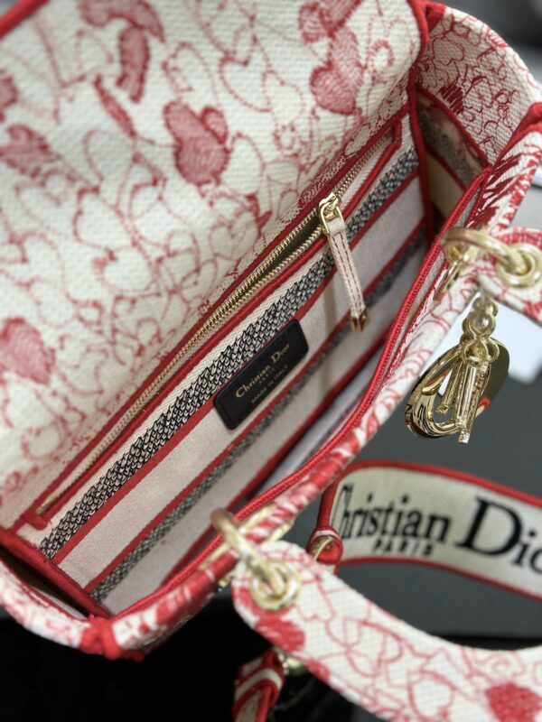 Dior Medium Lady D-Lite bag