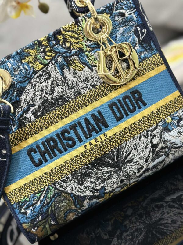 Dior Medium Lady D-Lite bag