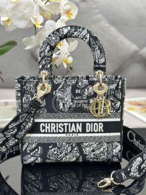 Dior Medium Lady D-Lite bag
