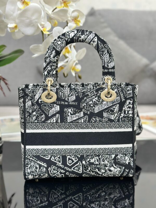 Dior Medium Lady D-Lite bag