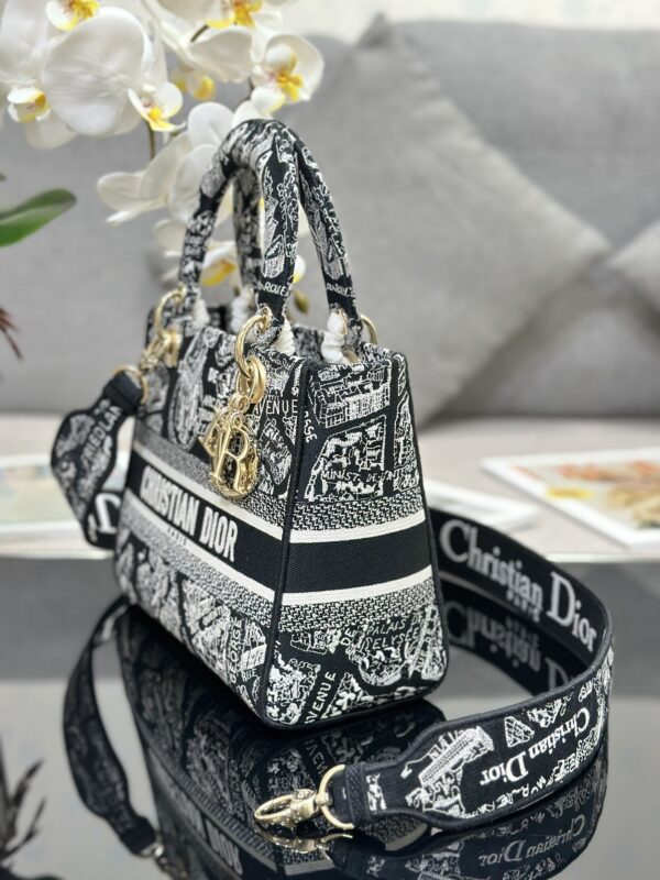 Dior Medium Lady D-Lite bag