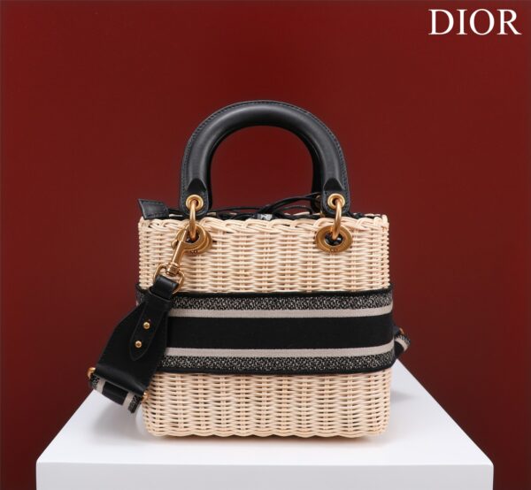 Dior Medium Lady D-Lite bag