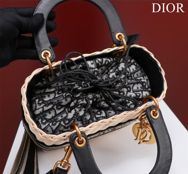Dior Medium Lady D-Lite bag