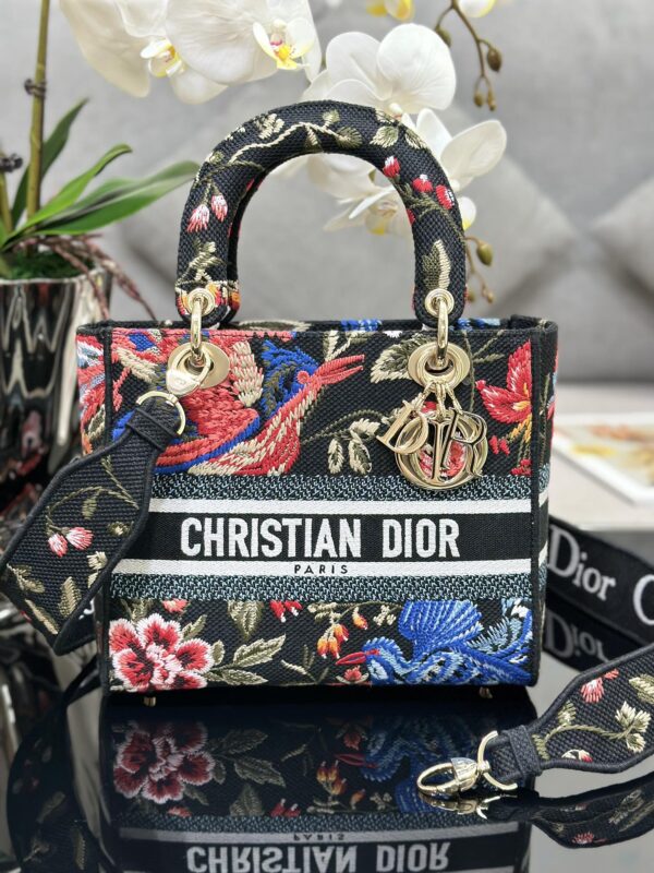 Dior Medium Lady D-Lite bag