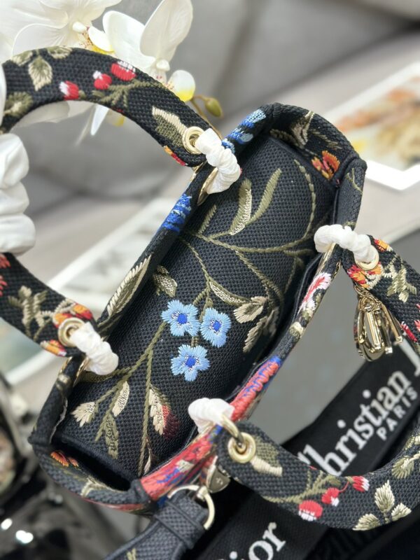 Dior Medium Lady D-Lite bag
