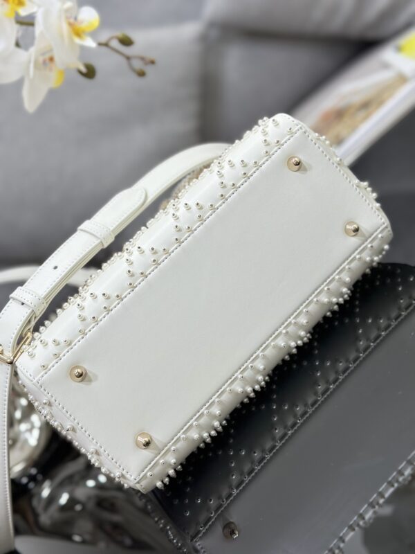 Dior Medium Lady D-Lite bag