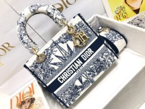 Dior Medium Lady D-Lite bag