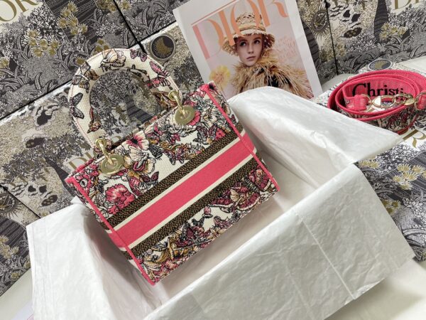 Dior Medium Lady D-Lite bag