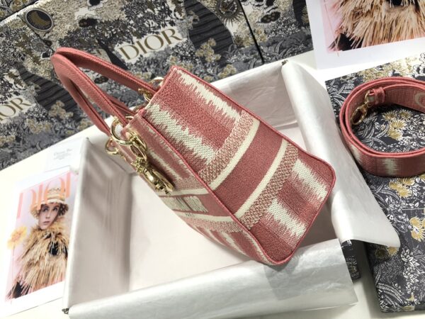 Dior Medium Lady D-Lite bag