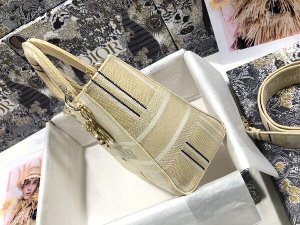 Dior Medium Lady D-Lite bag