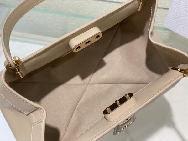 MEDIUM DIOR KEY BAG