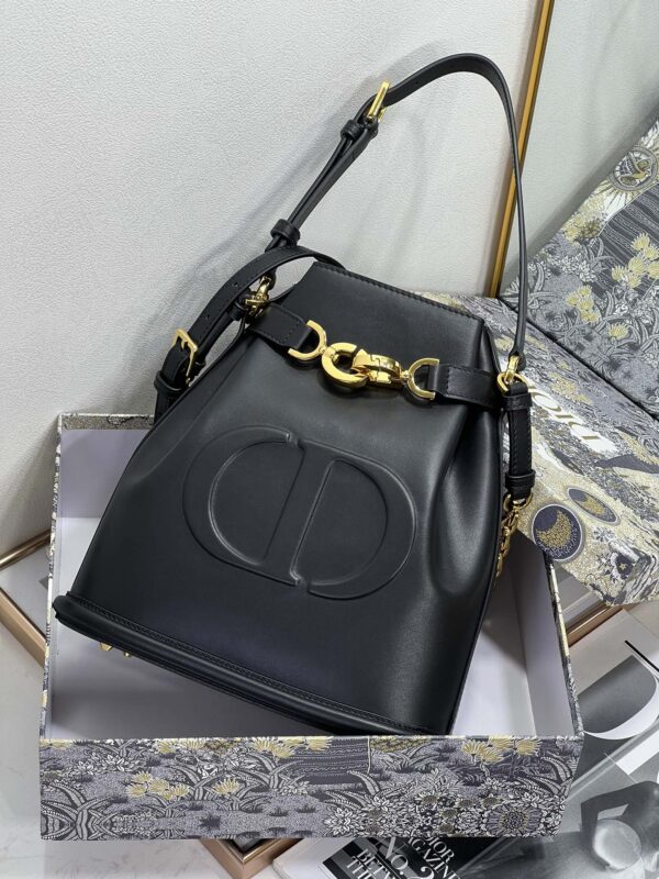 MEDIUM C’EST DIOR BAG