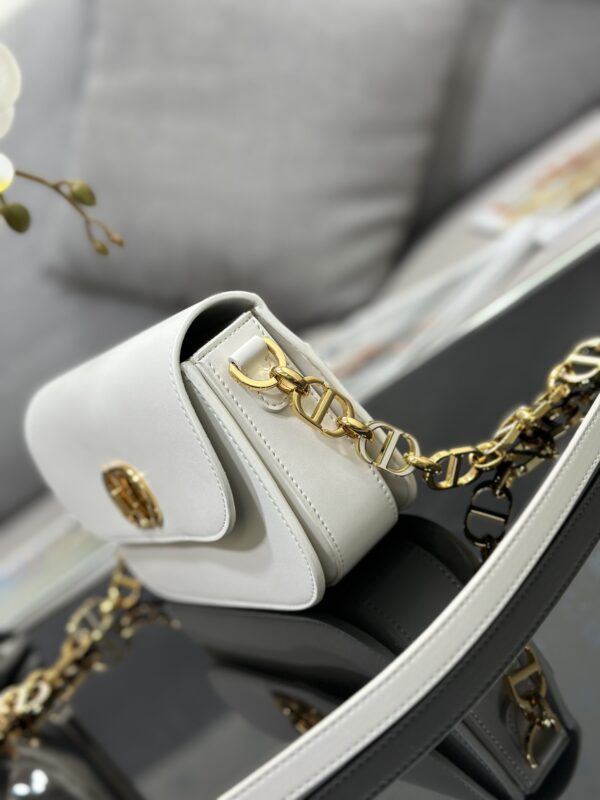 DIOR 30 MONTAIGNE AVENUE BAG