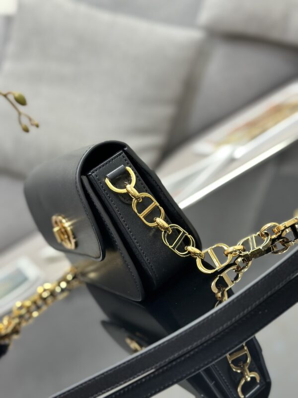 DIOR 30 MONTAIGNE AVENUE BAG