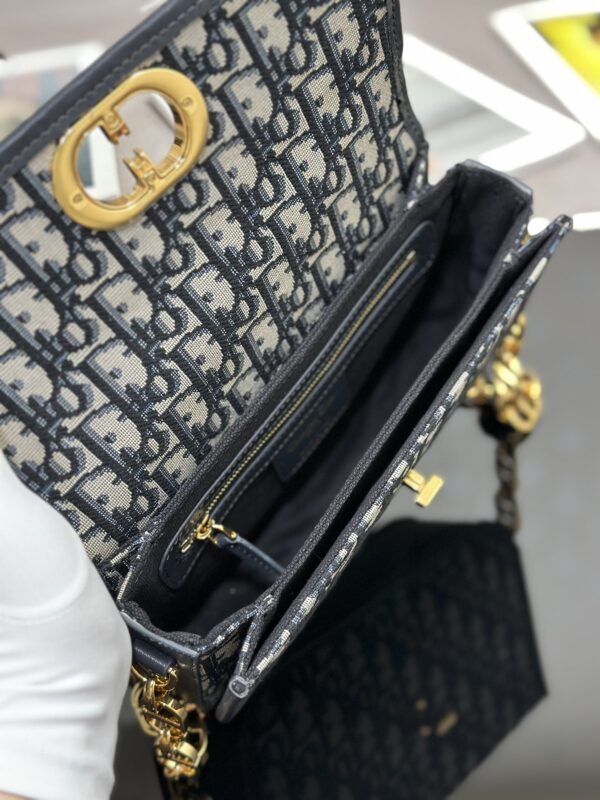 DIOR 30 MONTAIGNE AVENUE BAG