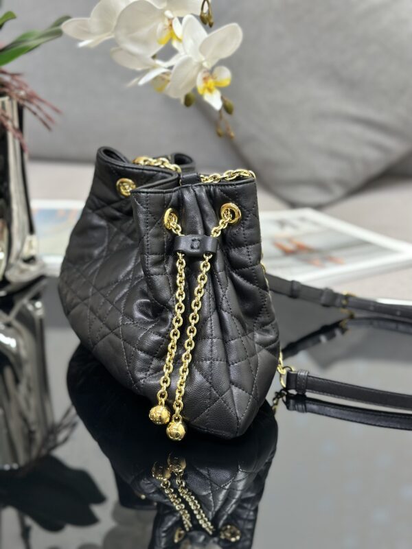 MEDIUM DIOR AMMI BAG