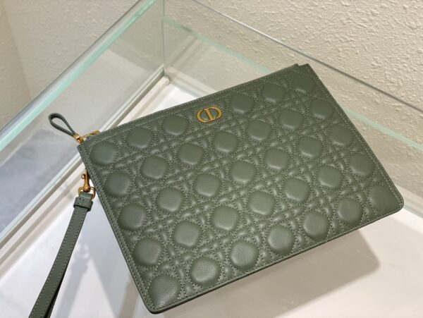 LARGE DIOR CARO DAILY POUCH