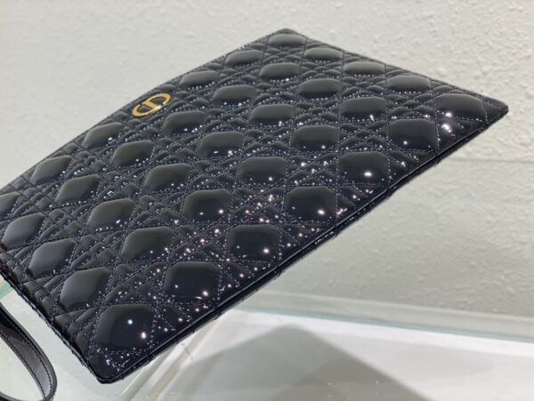 LARGE DIOR CARO DAILY POUCH