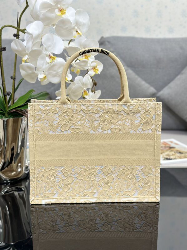 MEDIUM DIOR BOOK TOTE