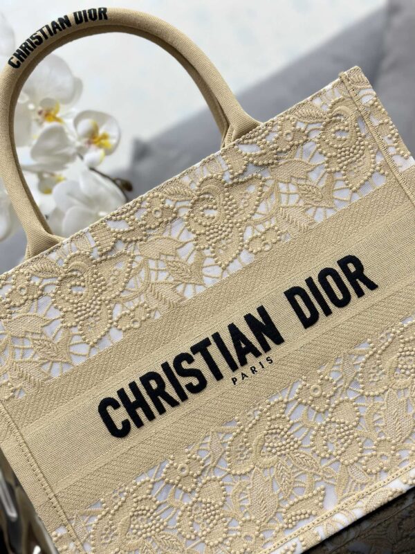 MEDIUM DIOR BOOK TOTE