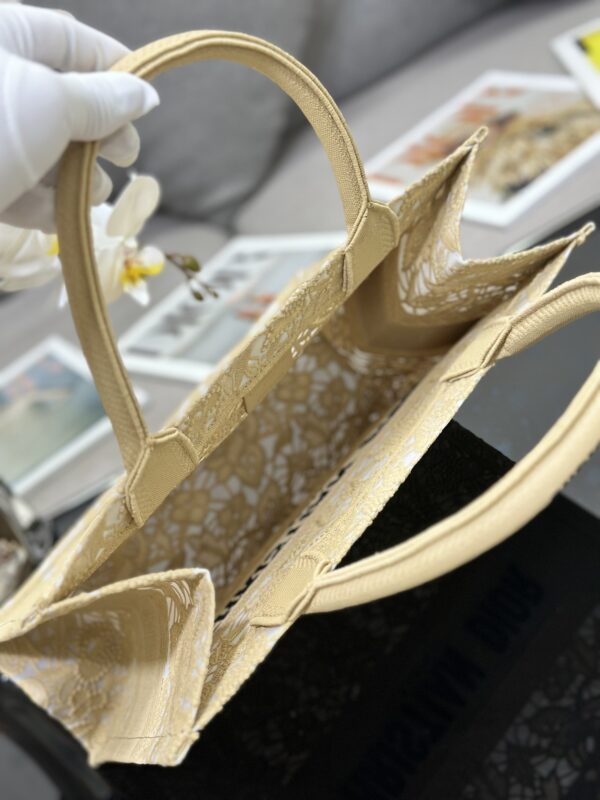 MEDIUM DIOR BOOK TOTE