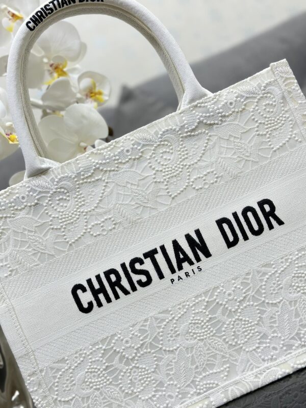 MEDIUM DIOR BOOK TOTE