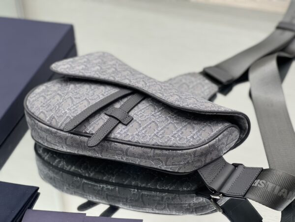 DIOR Saddle Bag