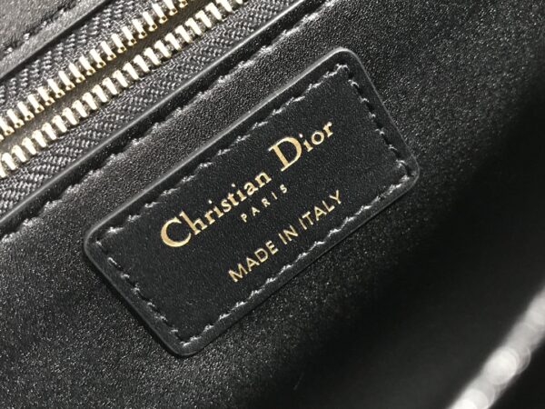 Dior 30 Montaigne