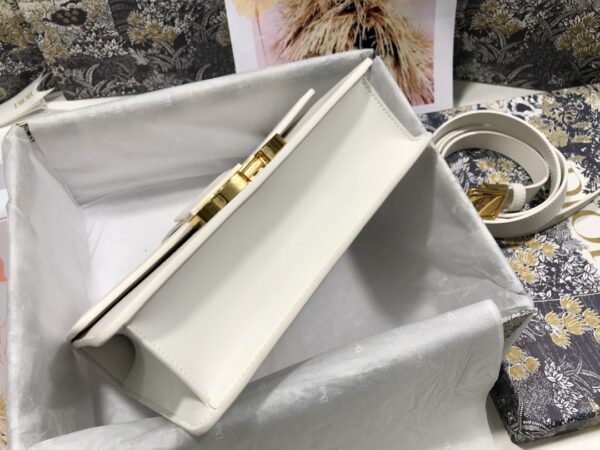 Dior 30 Montaigne