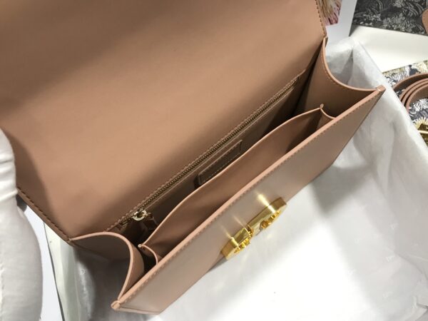 Dior 30 Montaigne